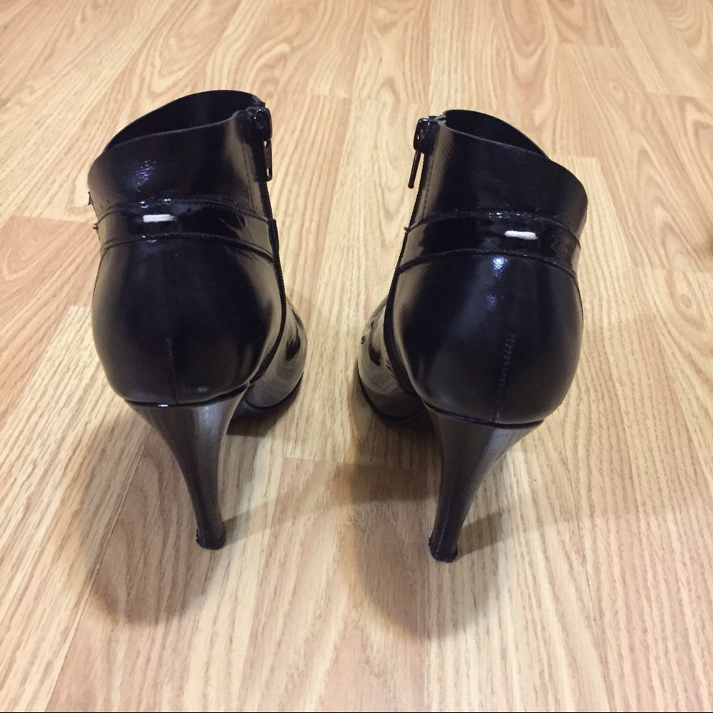 Maison Margiela patent booties Memorial  Sale ❤️ - Picture 3 of 8